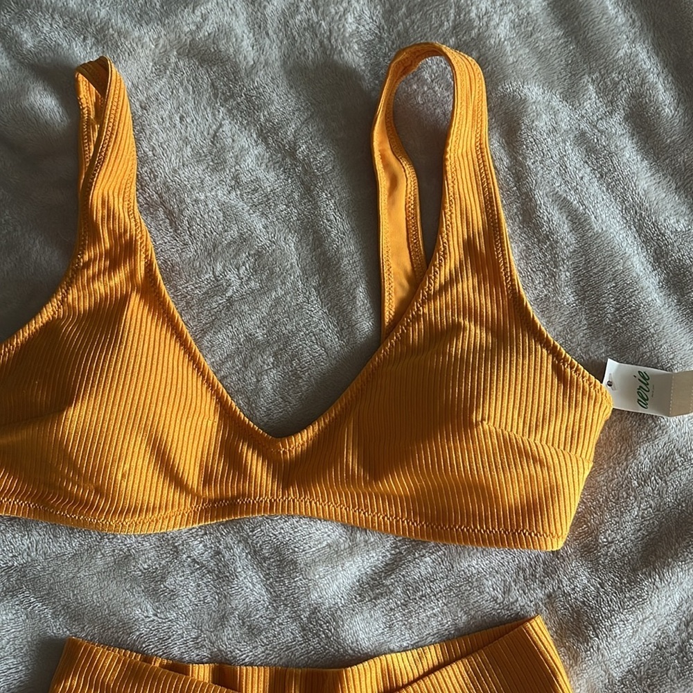 NWT - Arie bikini